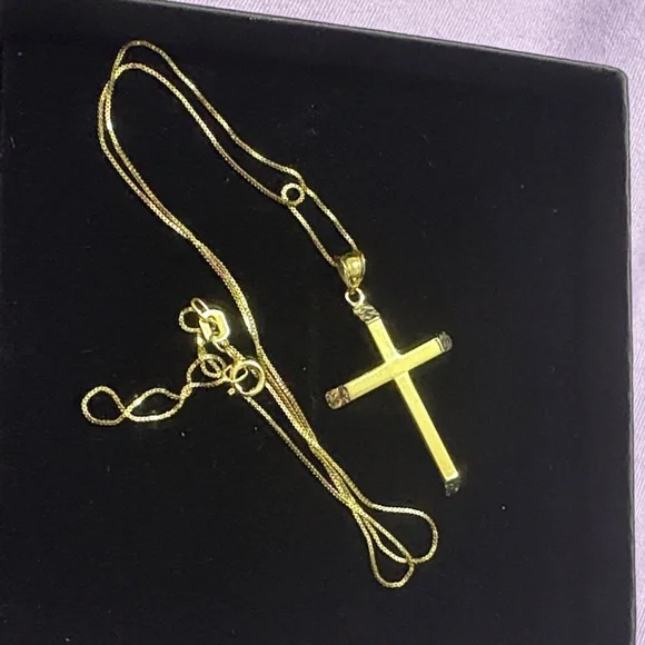 14k gold real gold 18inch Elegant Gold Cross Pendant Necklace